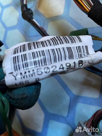 Проводка двери передней правой ymm502491b