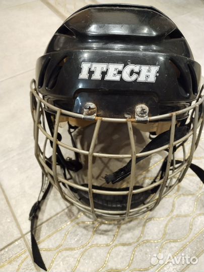 Шлем хоккейный детский