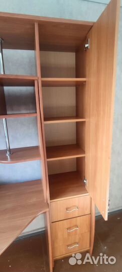 Компьютерный стол