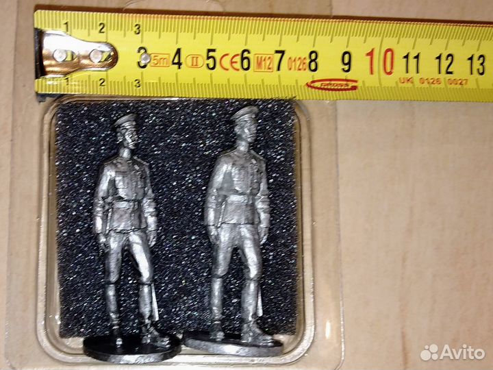 Оловянные солдатики 2 штуки. В оригинальной упаков