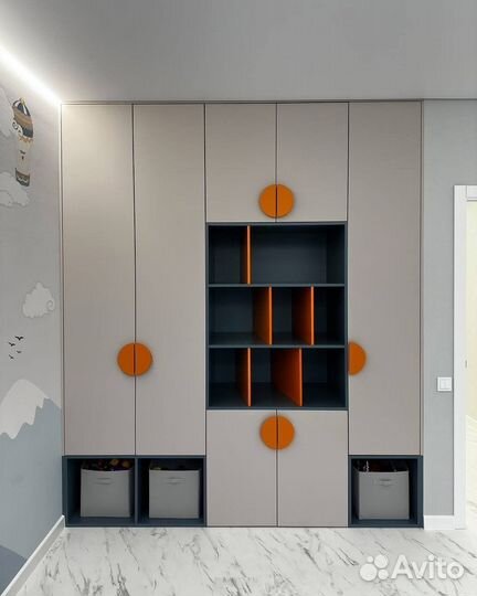 Шкаф в детскую