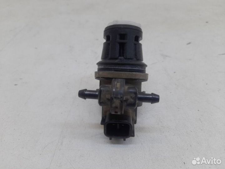 Насос омывателя стекла Toyota Rav4 40 2012-2019