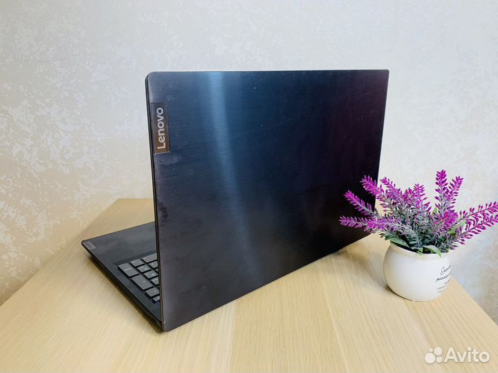 Свежий ноутбук 2020 (ryzen/8 озу/ssd)