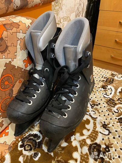 Коньки хоккейные детские