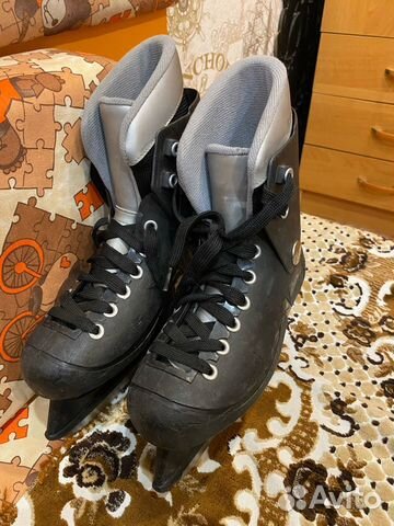 Коньки хоккейные детские