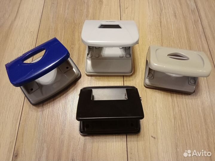 Четыре дырокола