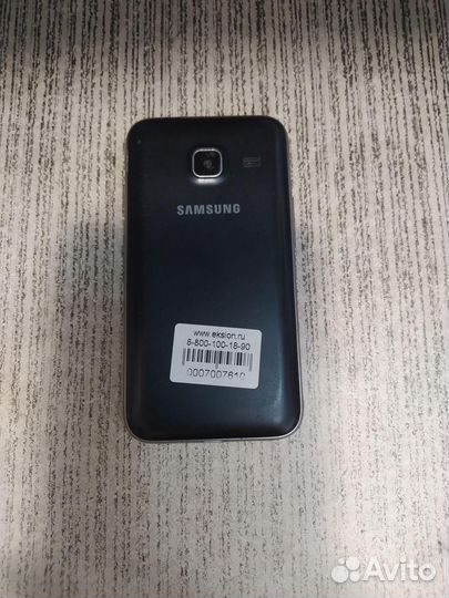 Телефон Samsung Galaxy J1 Mini Duos
