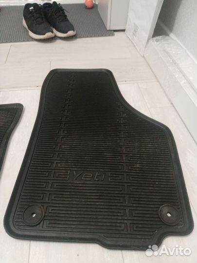 Автомобильные коврики резиновые