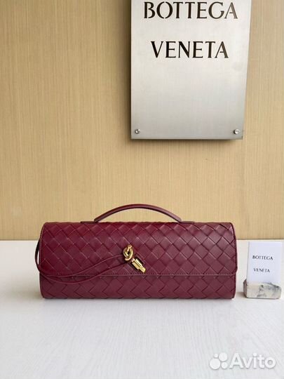 Клатч Bottega Veneta Andiamo