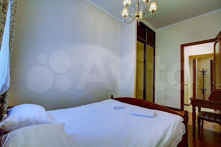 3-к. квартира, 90 м², 2/5 эт.