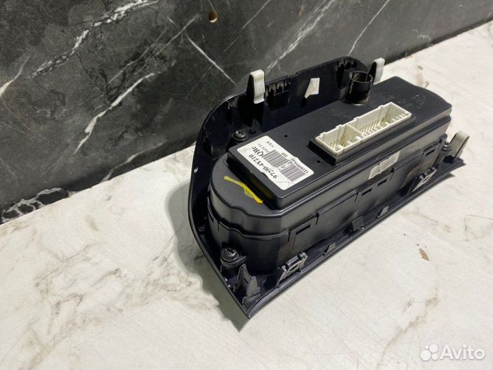 Блок управления климат-контролем Kia Rio G4FC 2013