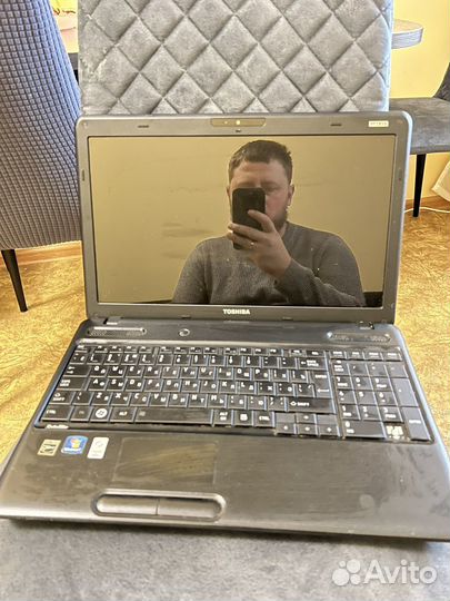 Ноутбук toshiba