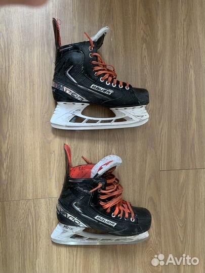 Коньки хоккейные