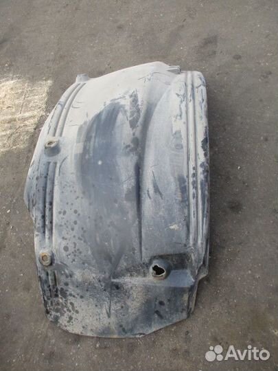 Крыло переднее левое Volvo 8191780