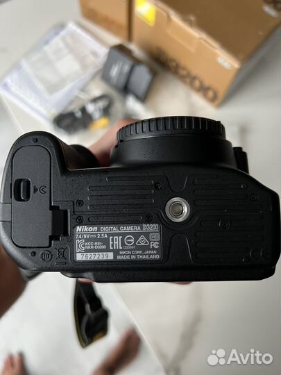 Nikon D3200 kit 18-105
