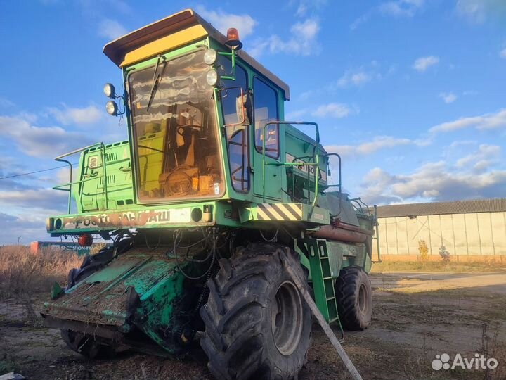 Комбайн Ростсельмаш Дон 1500, 2001