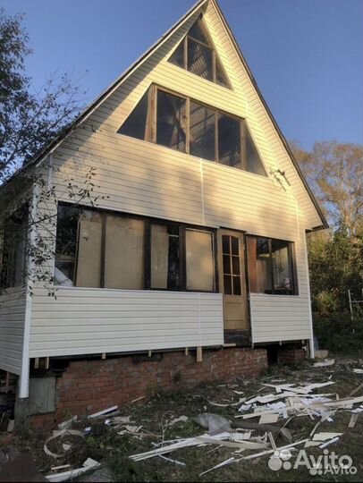 Бригада строителей