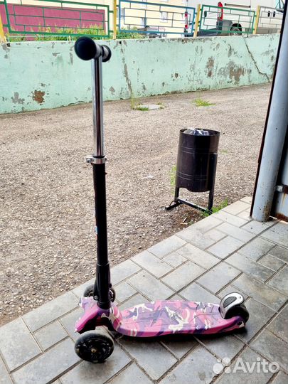 Самокат детский трехколесный