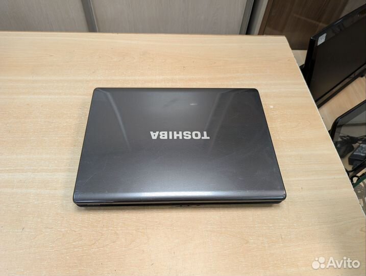 Ноутбук Toshiba Satellite L300 15.4