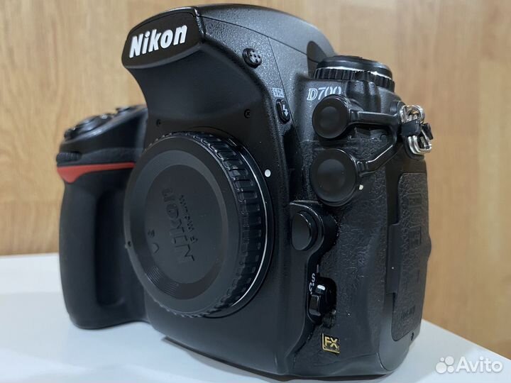 Nikon D700 body