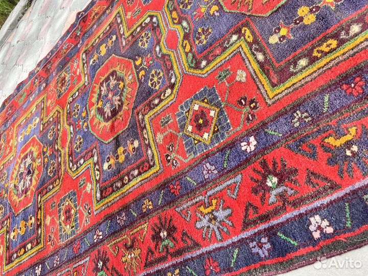 Ковер шерстяной ручной работы