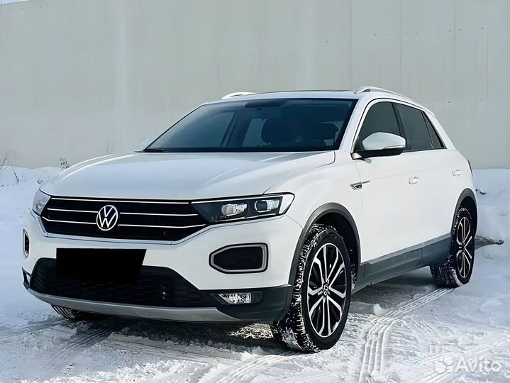 Volkswagen T-Roc 1.5 AMT, 2021, 67 532 км