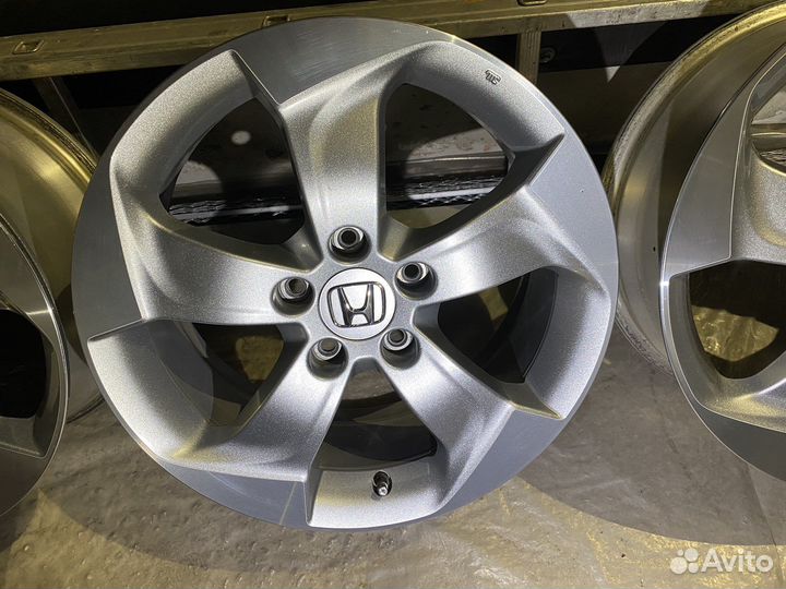 Диски Honda Enkei MAT R17