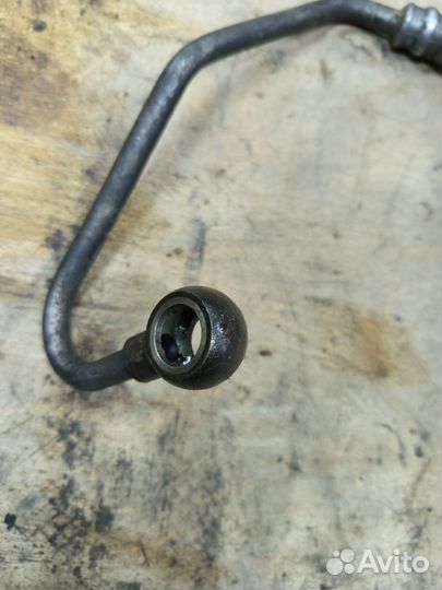 Трубка гура Мерседес W210