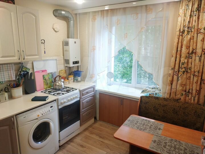 2-к. квартира, 45 м², 3/5 эт.