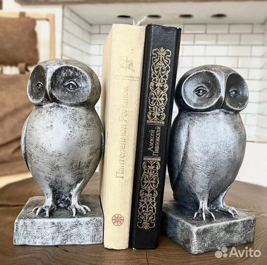 Статуэтка упор держатель книг кролик