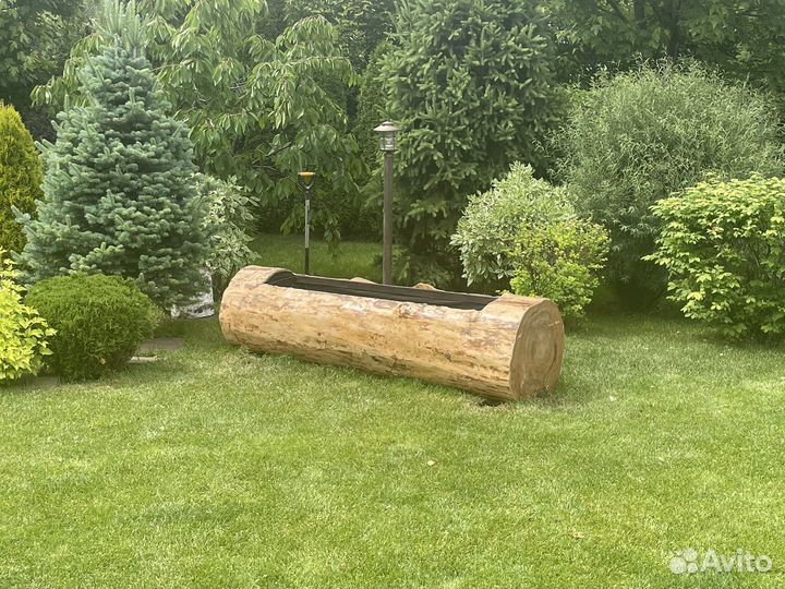 Клумба из бревна