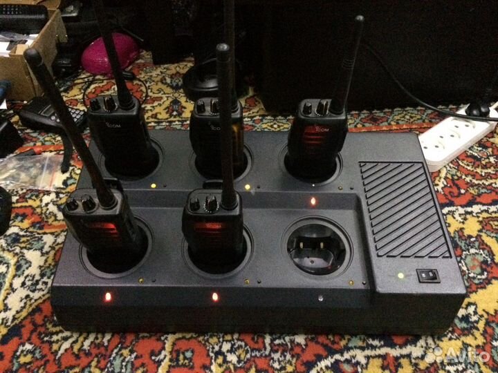 Зарядное устройство для Раций icom