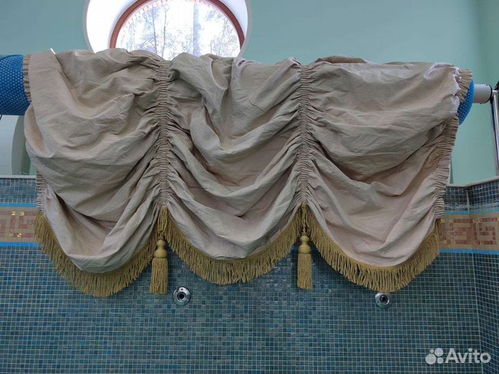 Шторы с ламбрекеном б/у