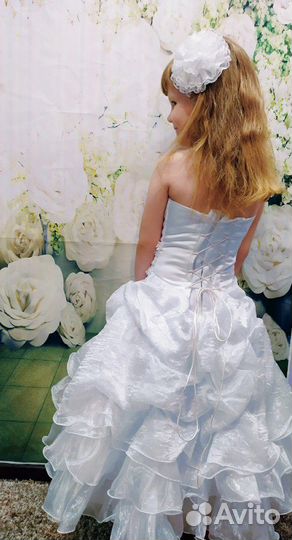 Продам платье на 6-7лет
