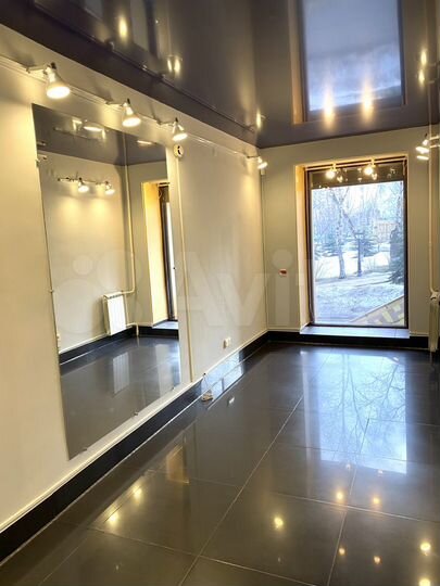 В Центре Тюмени Торговое помещение, 73 м²