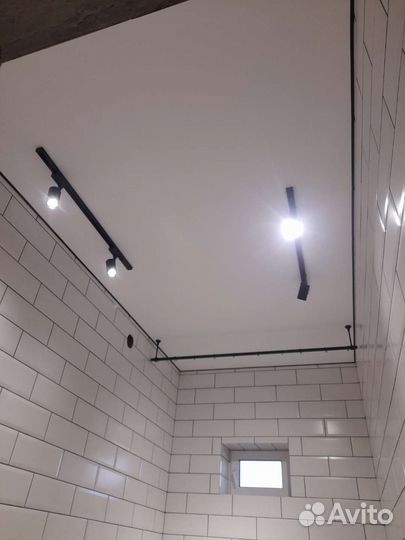 Натяжные потолки, подвесные