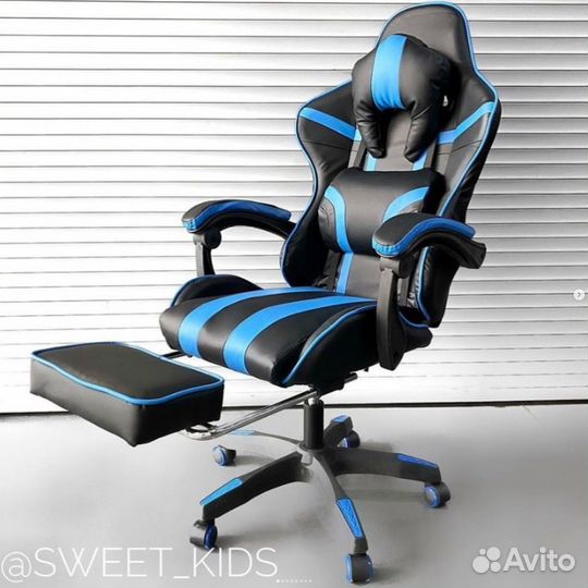 Компьютерное кресло Rog с подставкой под ноги
