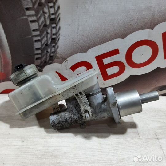 Главный тормозной цилиндр LADA Priora седан 21126