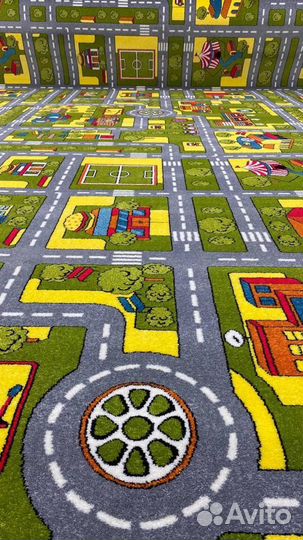 Ковер детский новый
