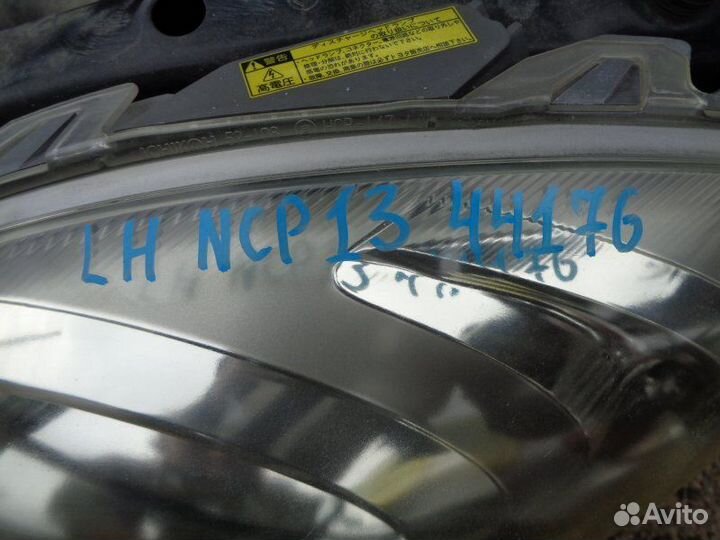 Фара левая Toyota Vitz NCP13 1NZ-FE 2004/10