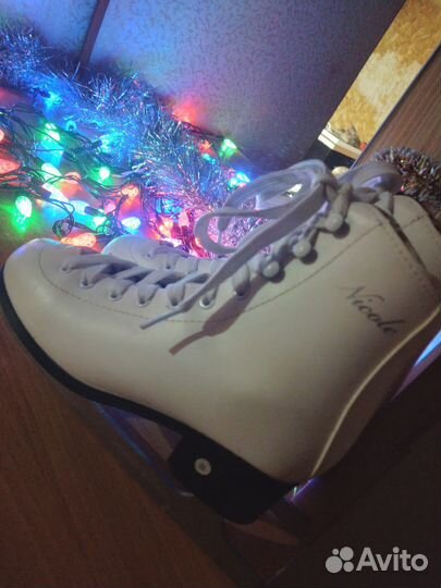 Коньки фигурные