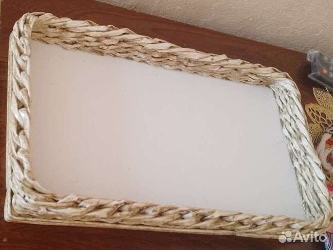 Поднос плетеный из бумажной лозы. Дно лдсп
