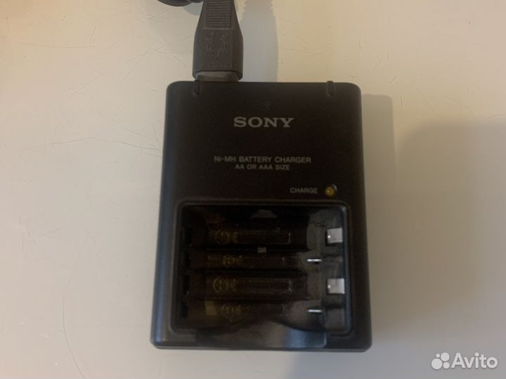 Sony Зарядка для аккумуляторов аа, ааа Ni-MH