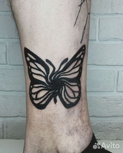 Модель на тату