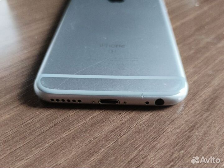 iPhone 6S, 32 ГБ