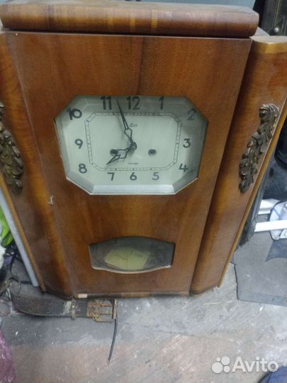 Часы настенные с боем СССР очз