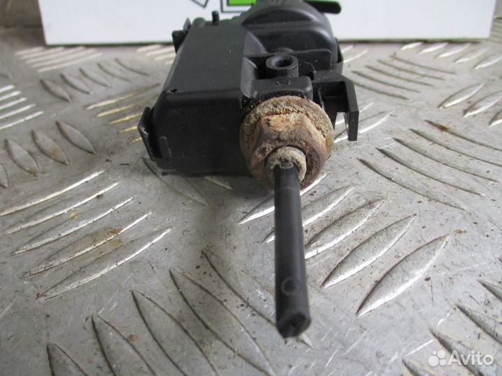 Активатор лючка бензобака Renault Laguna 2 2006