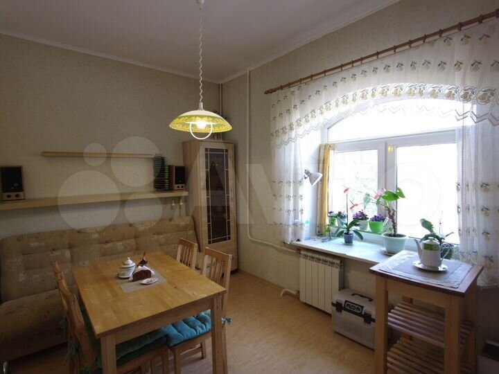 2-к. квартира, 82,7 м², 2/2 эт.