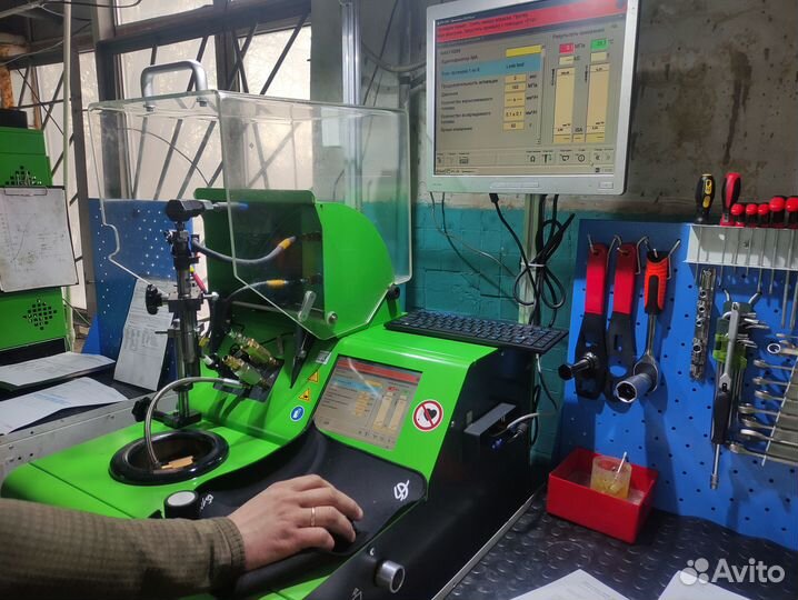 Форсунка Vito A6420701187 Mercedes-Benz