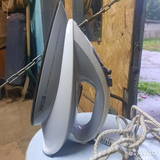 Утюг bork